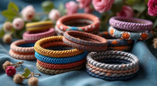 découvrez notre sélection de bracelets colorés à offrir : un cadeau personnalisé et mémorable qui saura toucher vos proches. choisissez parmi de nombreux modèles pour exprimer votre affection avec originalité.